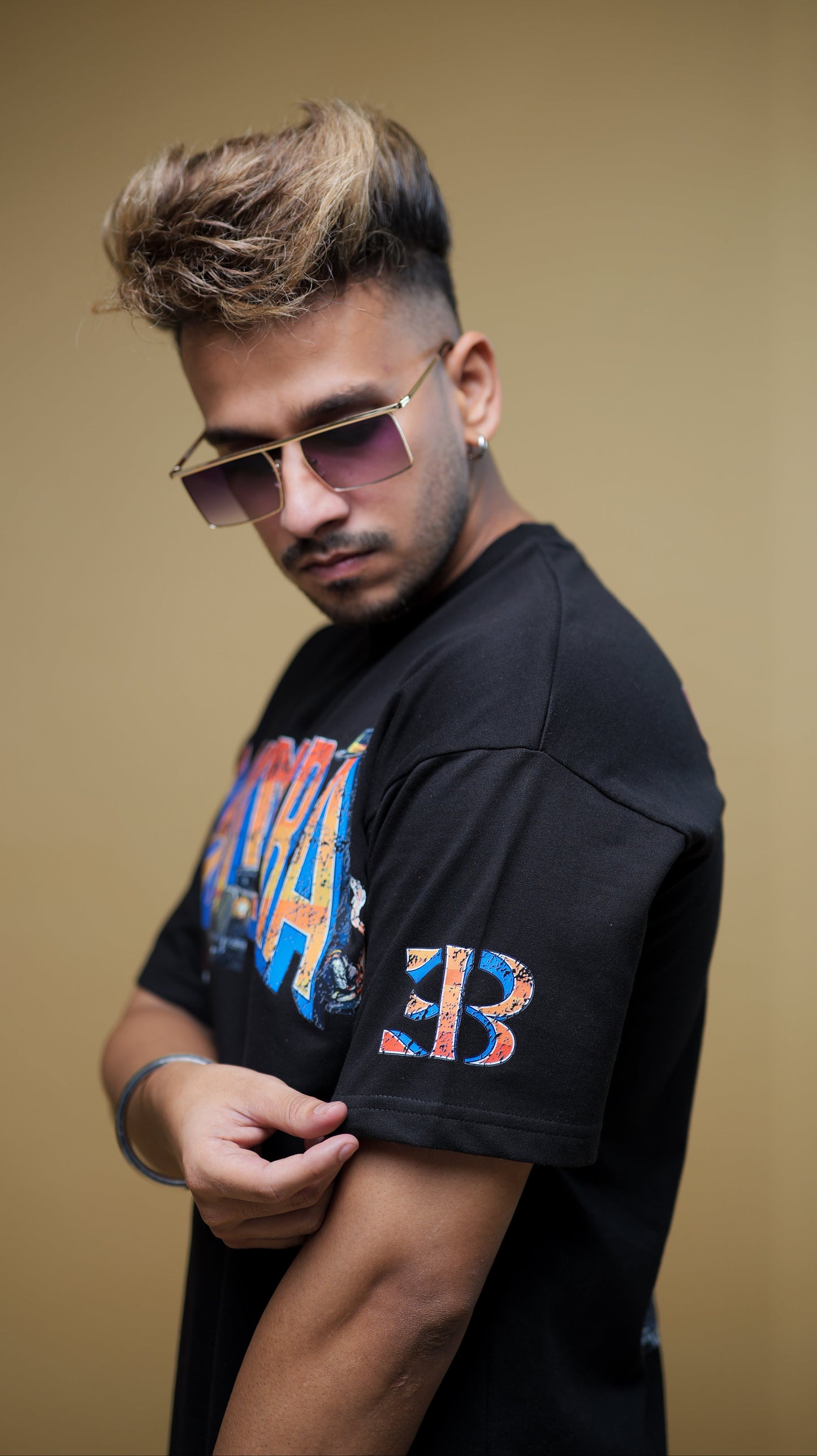 BLACK RETRO SKULL T-SHIRT