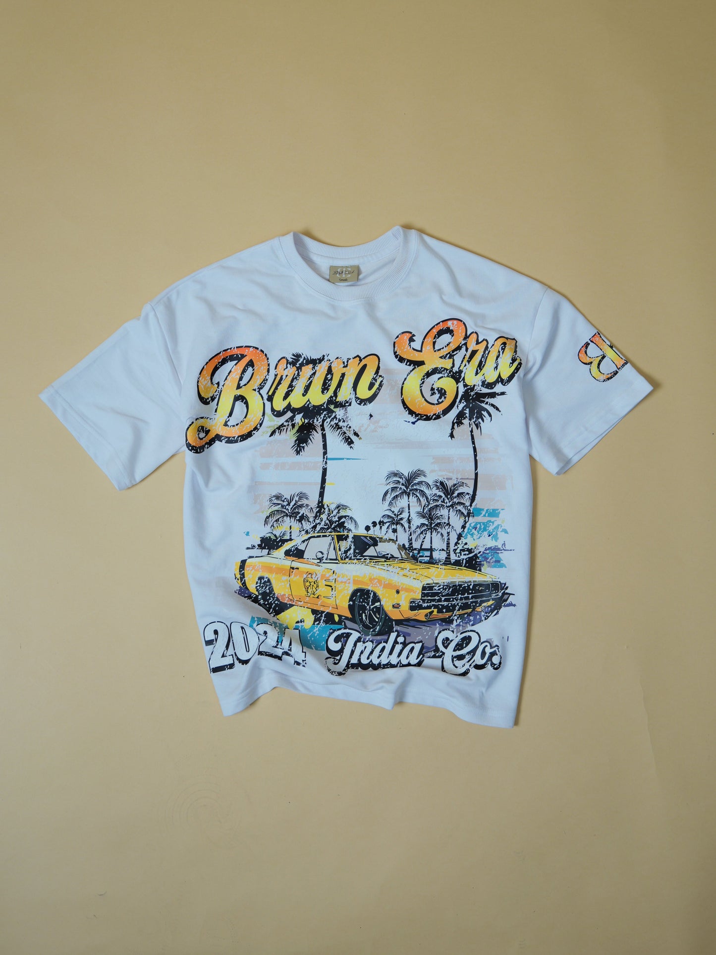 WHITE VINTAGE CAR T-SHIRT