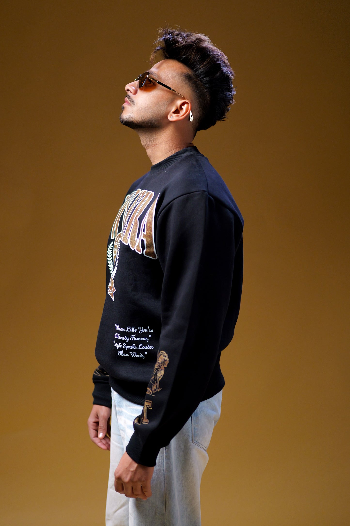 BLACK GOLD SEAL SWEATSHIRT